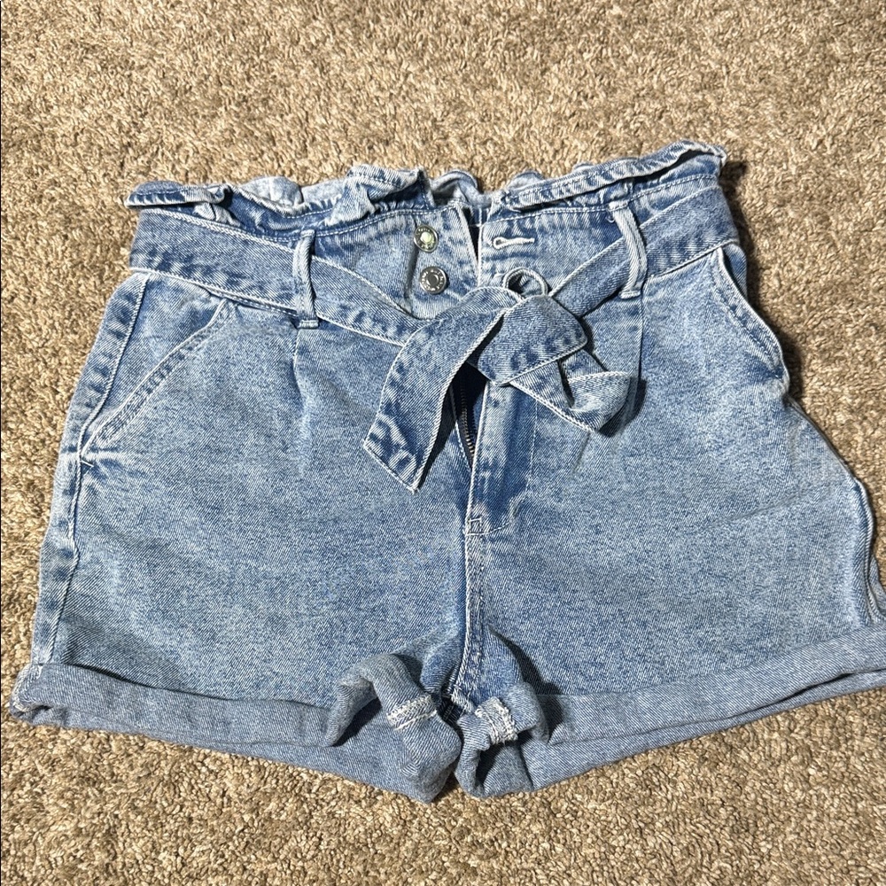 Wild Fable Light Blue High-Waisted Denim Shorts Women’s Size Small